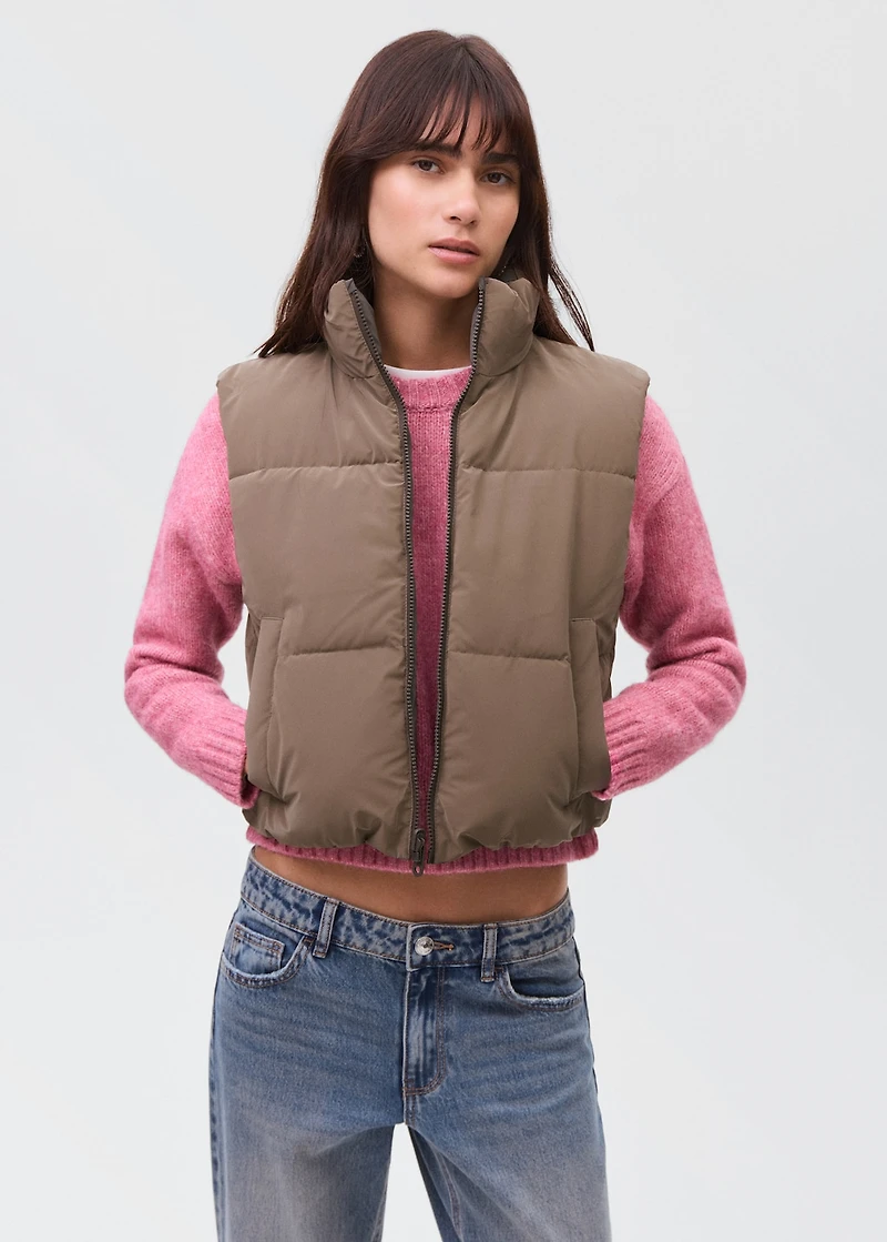 Cropped quilted vest