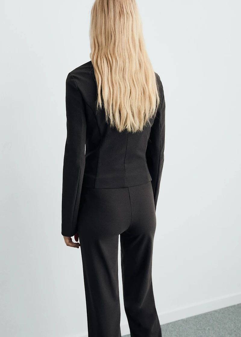 Tailored cropped suit blazer