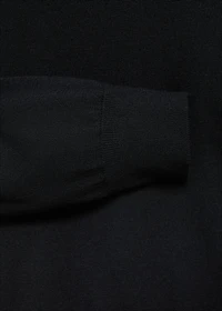 100% merino wool sweater with perkins collar