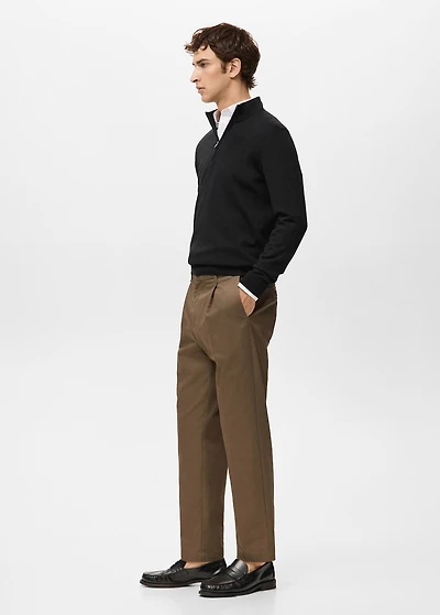 100% merino wool sweater with perkins collar