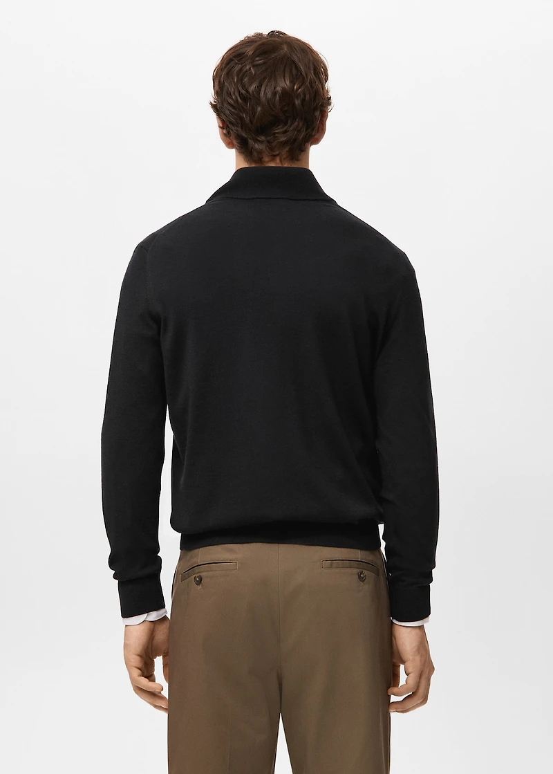 100% merino wool sweater with perkins collar