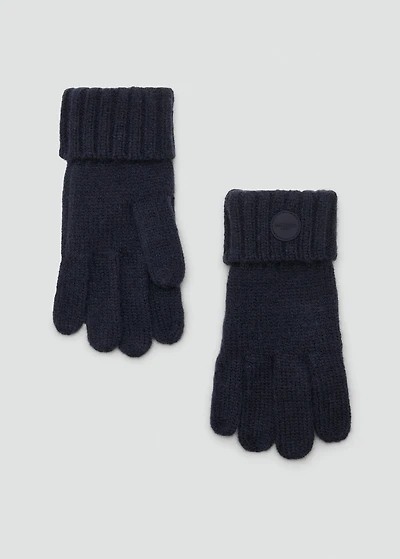 Knitted gloves