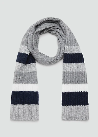 Striped knit scarf
