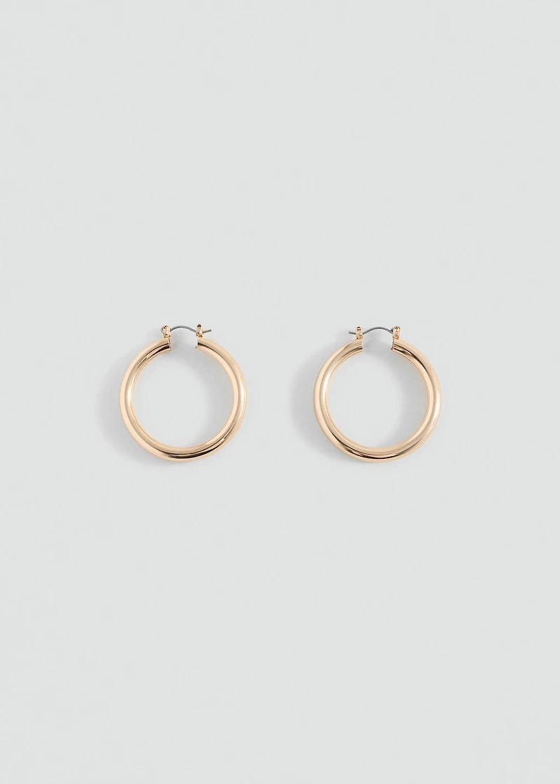 Metallic hoop earrings
