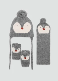 Penguin scarf with stitching detail