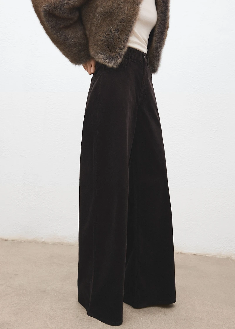 Wide-leg corduroy jeans