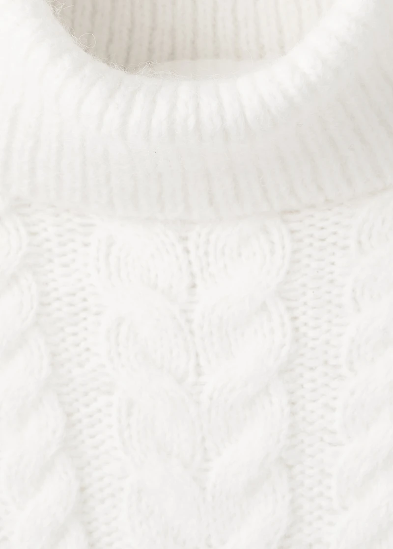 Turtleneck knit sweater