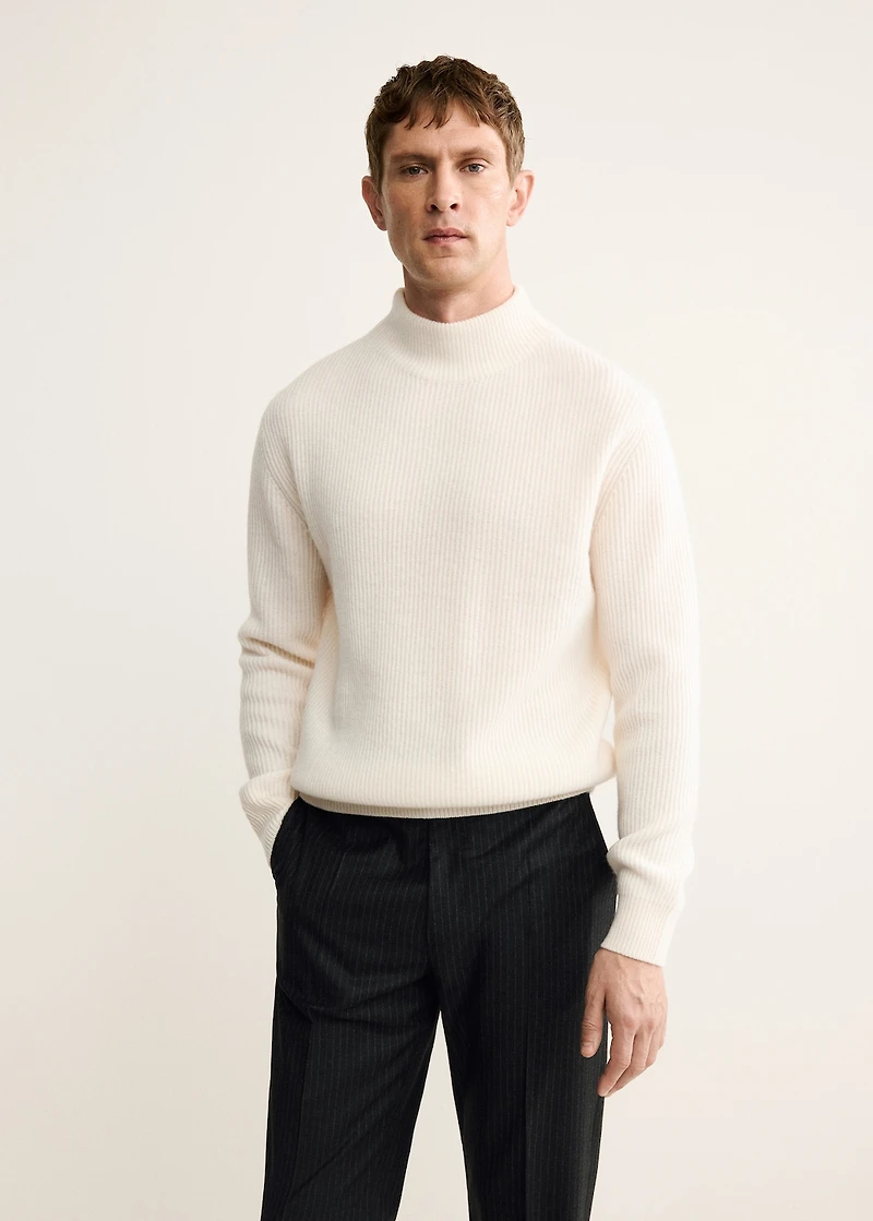 100% wool turtleneck sweater