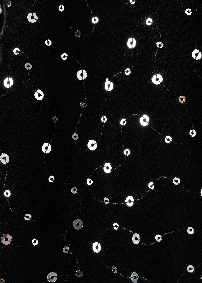 Short dress with sequins