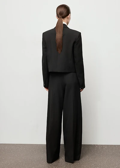 Wide-leg pleated suit pants