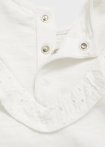 Ruffled dress and frog