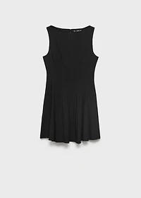 Boat-neck dress with pleats