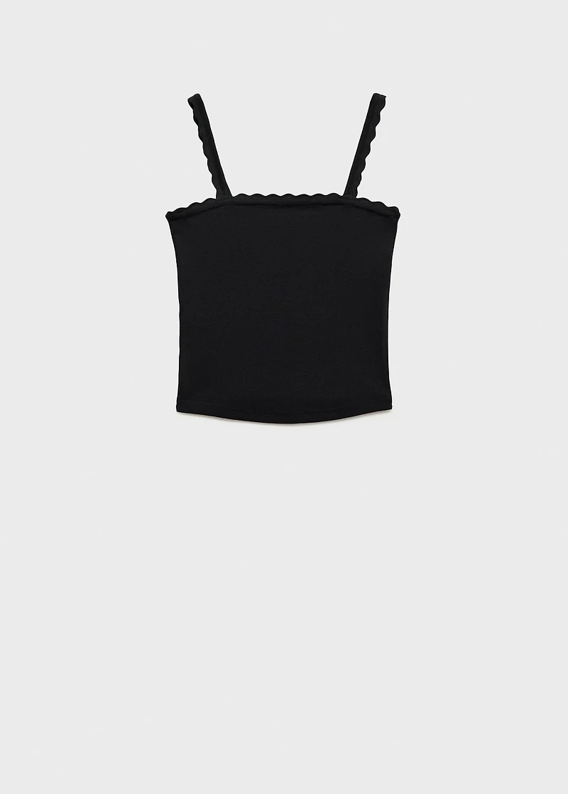 Knitted top with waves