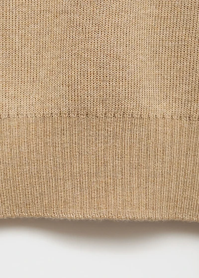 Short-sleeved fine-knit sweater