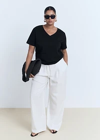 V-neck cotton T-shirt