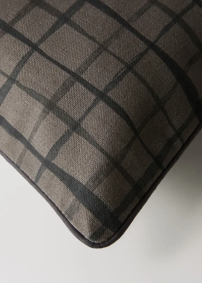 Checked-print cushion cover