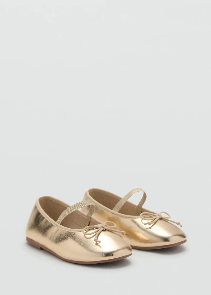 Metallic ballet flats with bow
