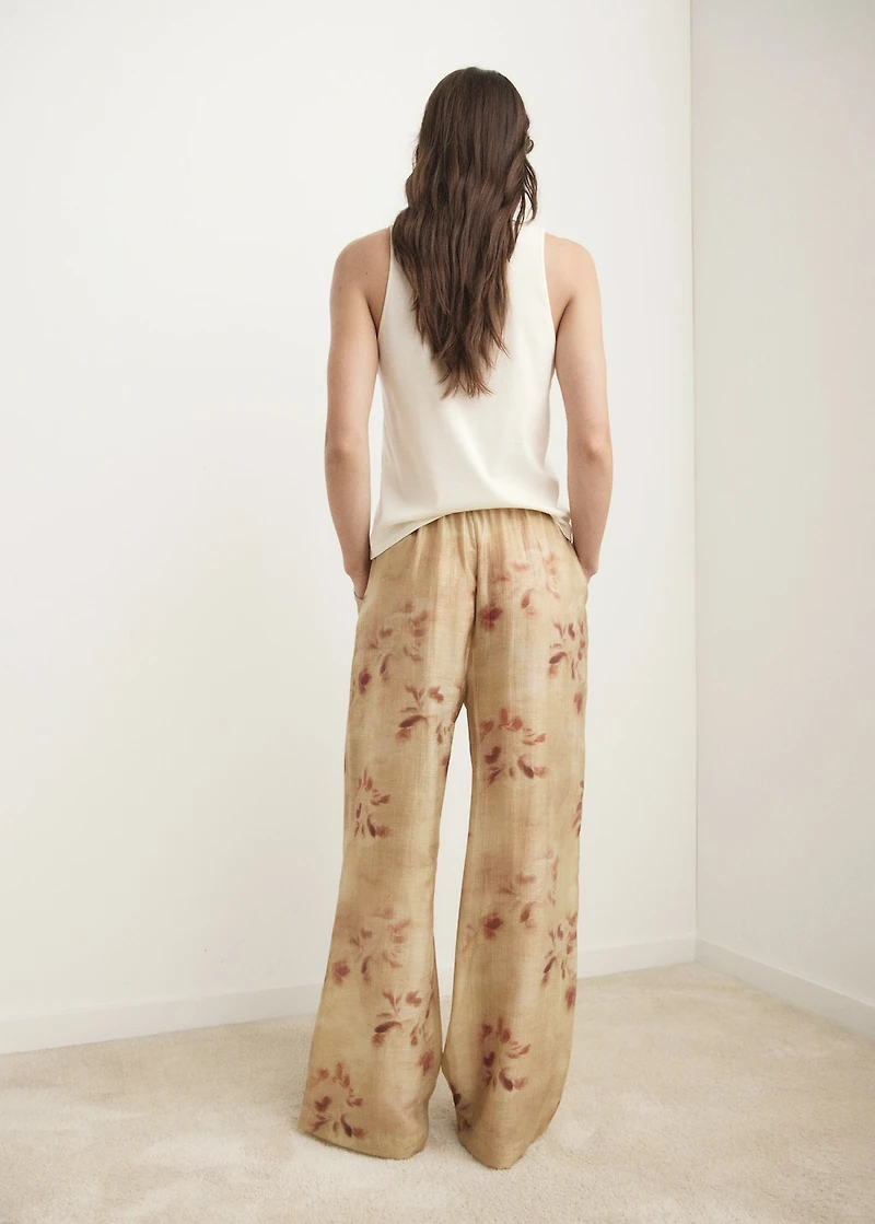 Leaf-print pants