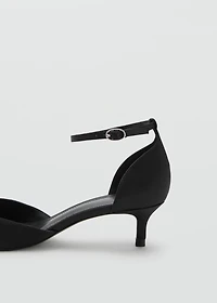 Kitten-heeled shoes with ankle strap