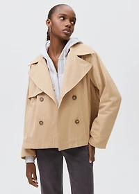 Short trench coat