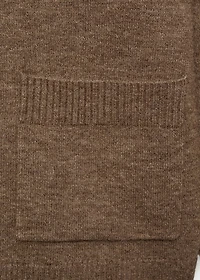 V-neck cardigan with pockets