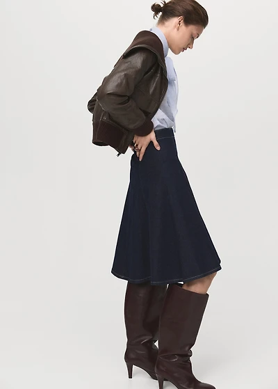 Denim midi-skirt with stitching