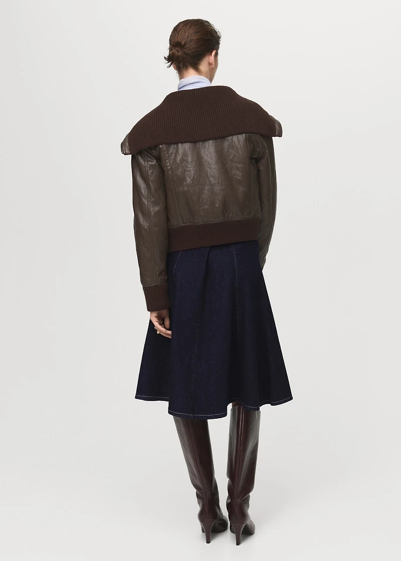 Denim midi-skirt with stitching