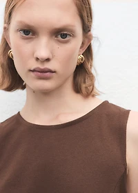 Sleeveless top with stitching detail