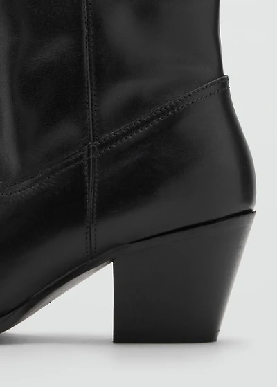Heel leather boot