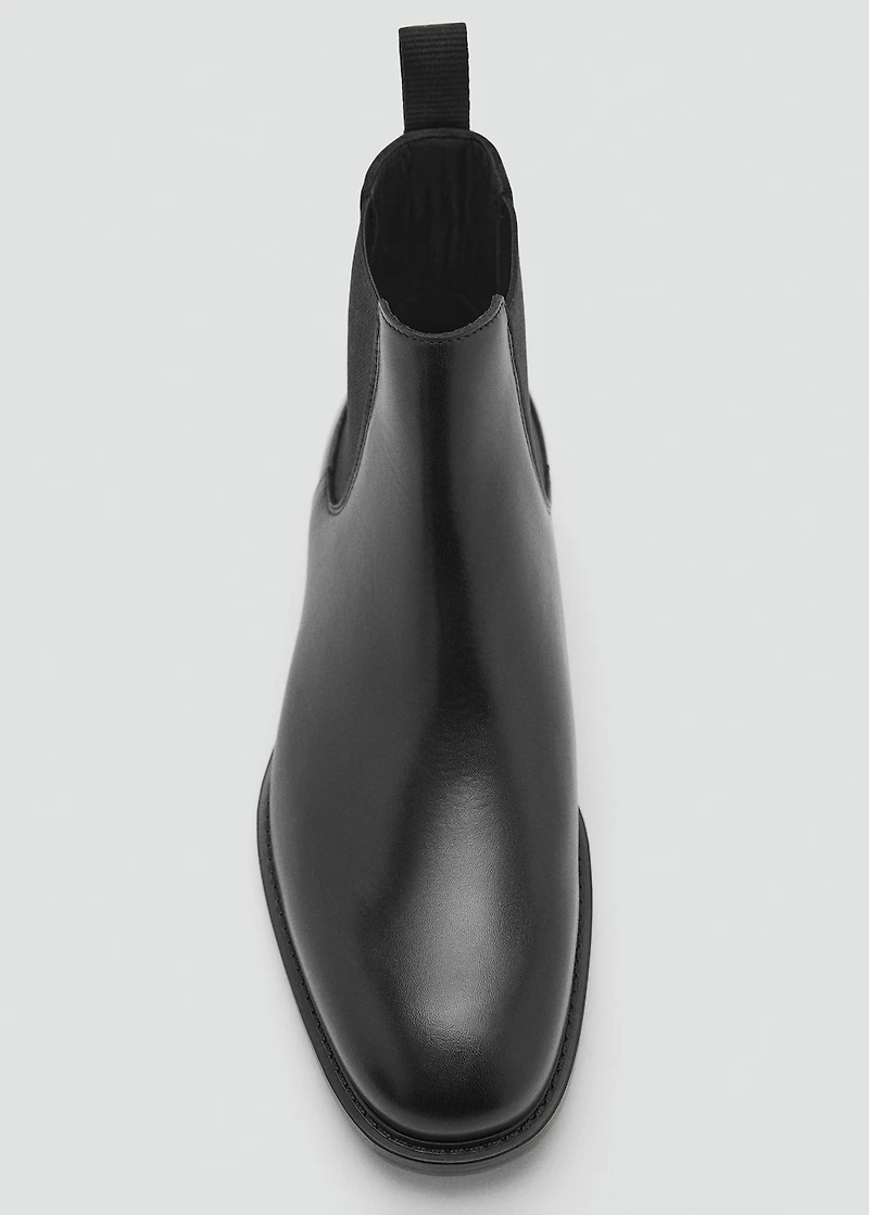 Polished leather chelsea boots