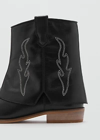 Leather ankle boots with embroidered details