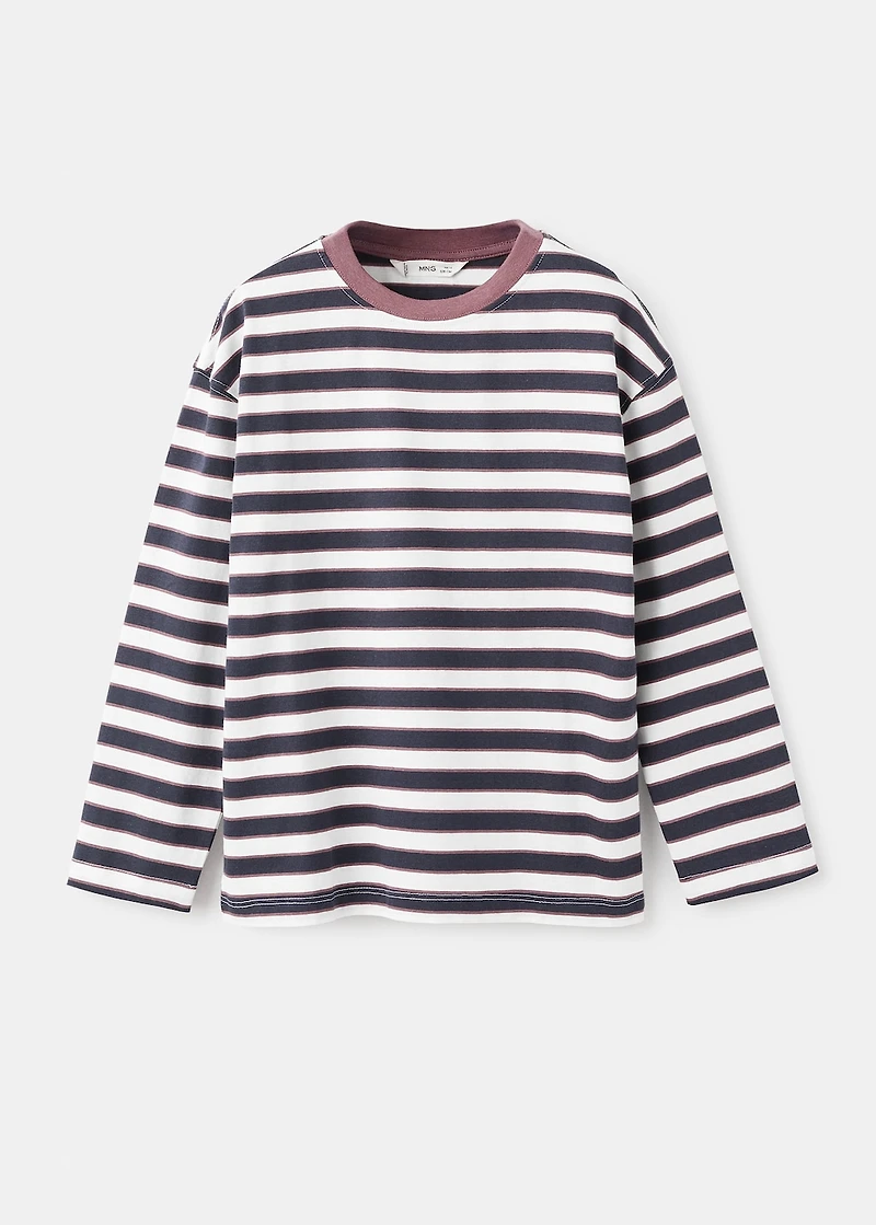 Long-sleeved striped t-shirt