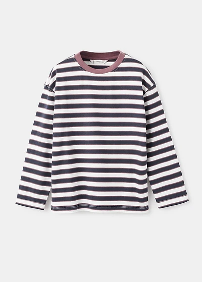 Long-sleeved striped t-shirt