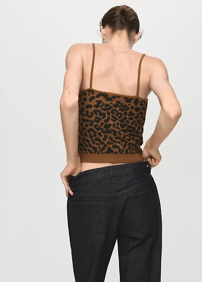 Leopard-print knitted top