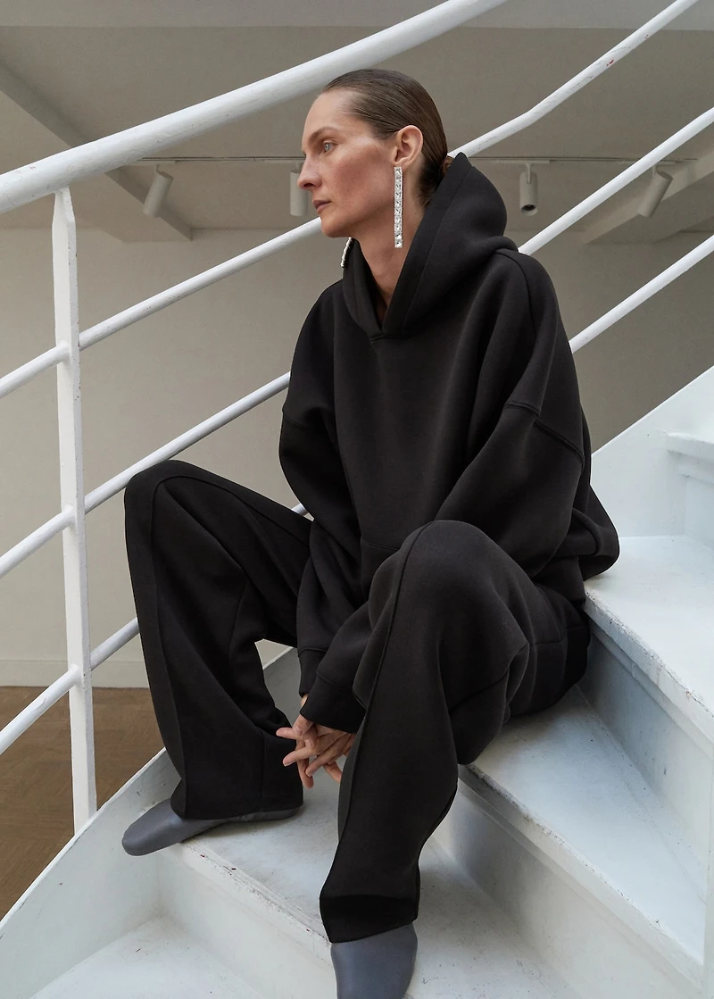 Jogger pants with seam detail