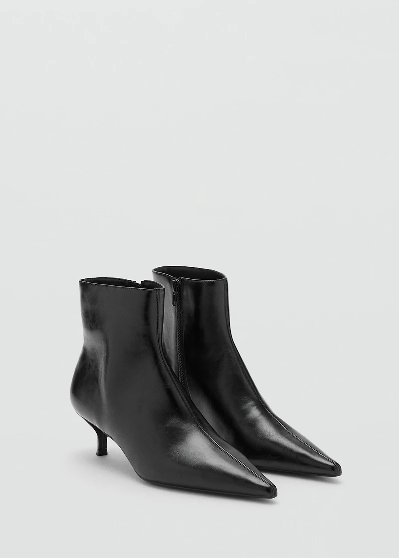 Kitten-heel pointed-toe ankle boots