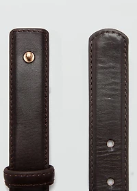 Leather belt with metal detail