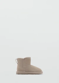 Sheepskin-lined ankle boots