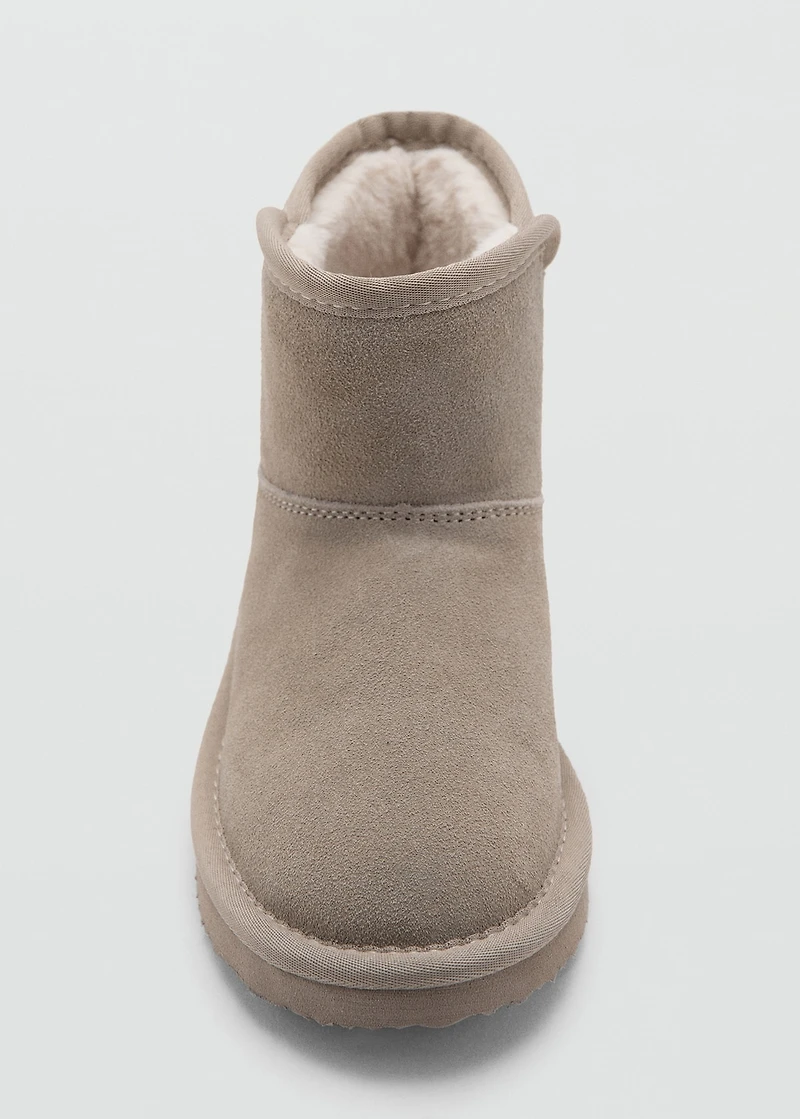 Sheepskin-lined ankle boots