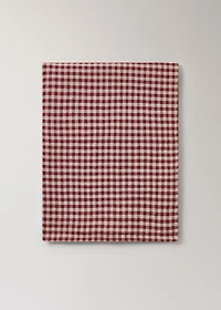 Gingham checked linen tablecloth for 6 to 8 diners