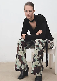 Printed flared pants