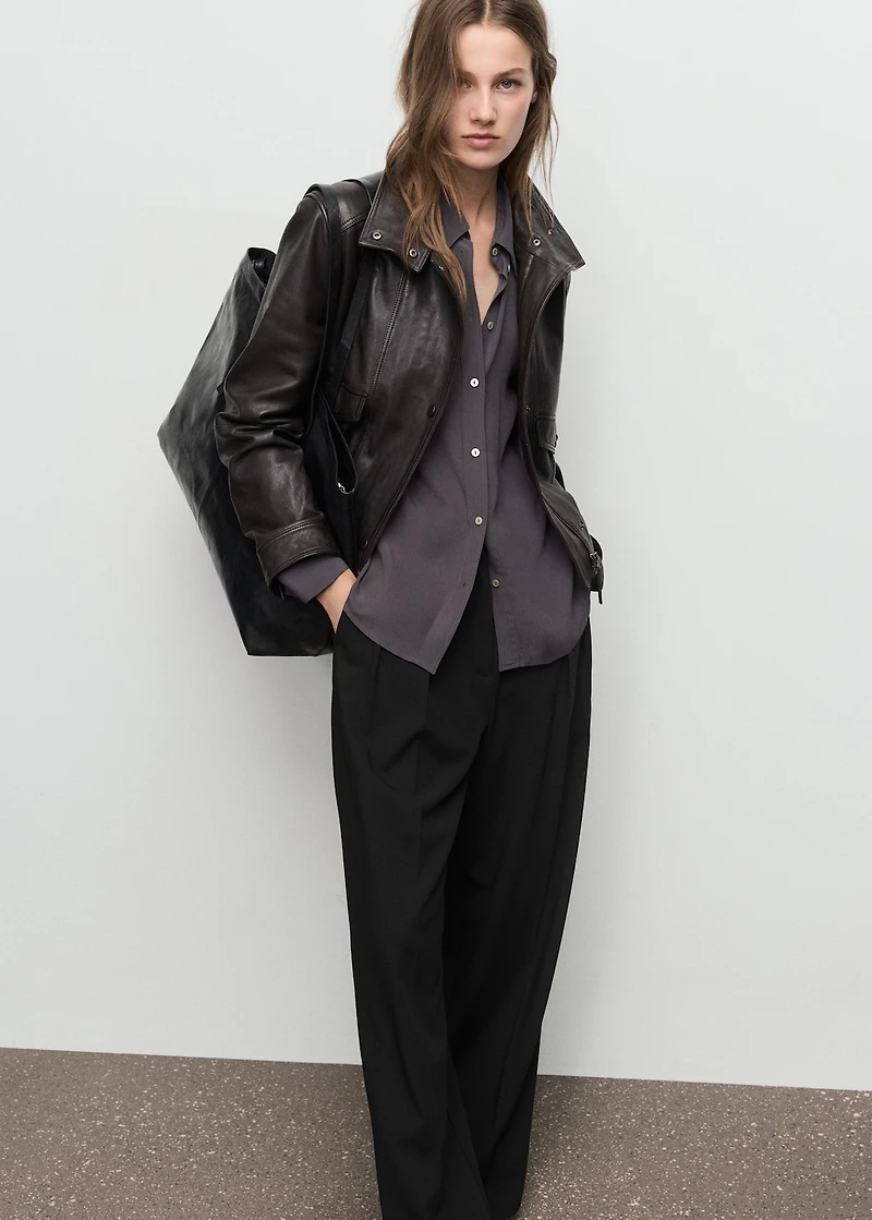 Wide-leg mid-rise pleated pants