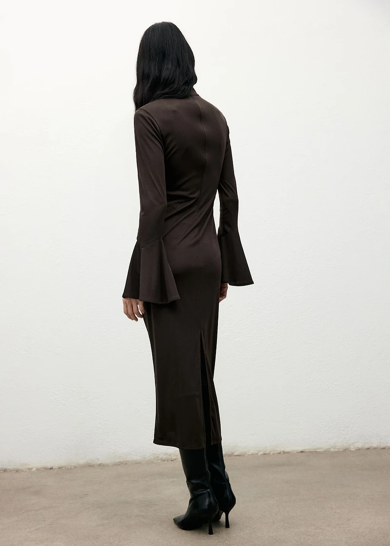 Fitted dress with bell sleeves