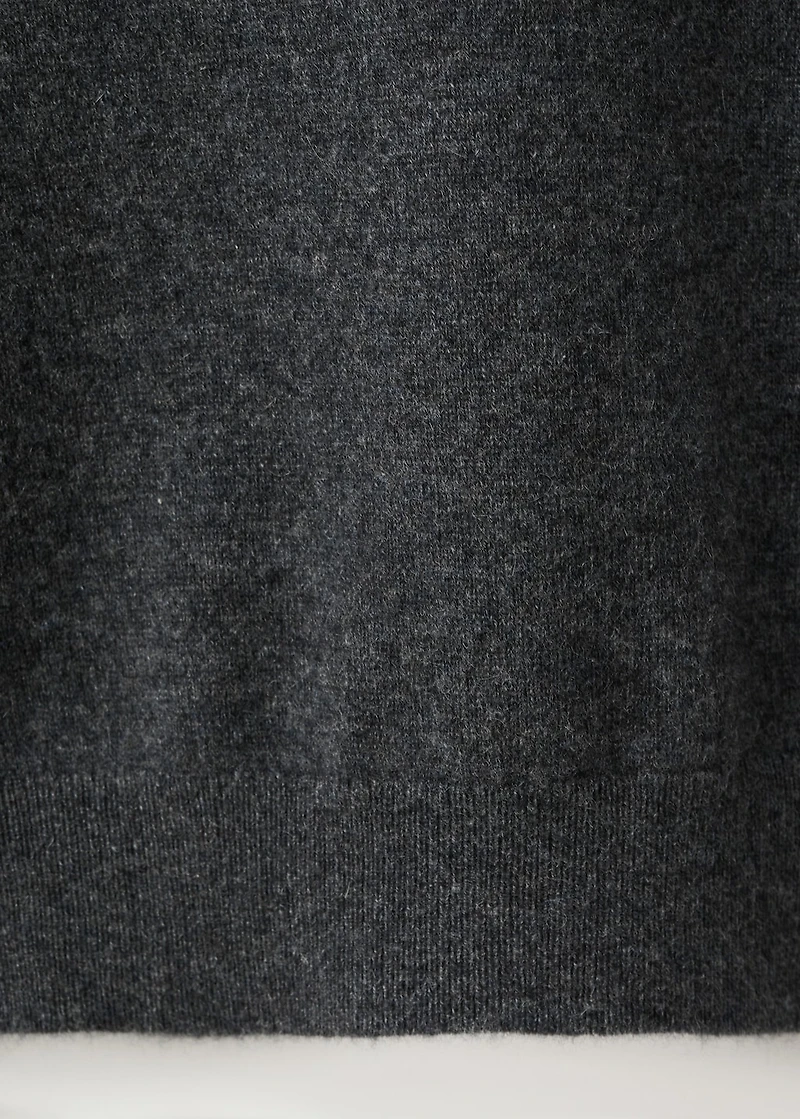 100% cashmere regular-fit sweater