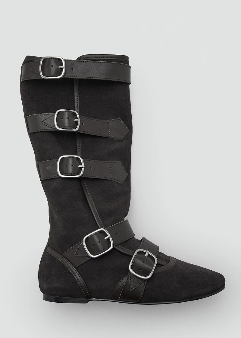 Suede boots with buckle