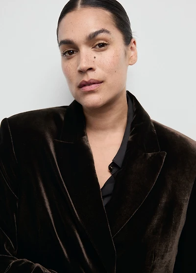 Structured velvet blazer