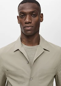 Shirt with pockets and bowling collar