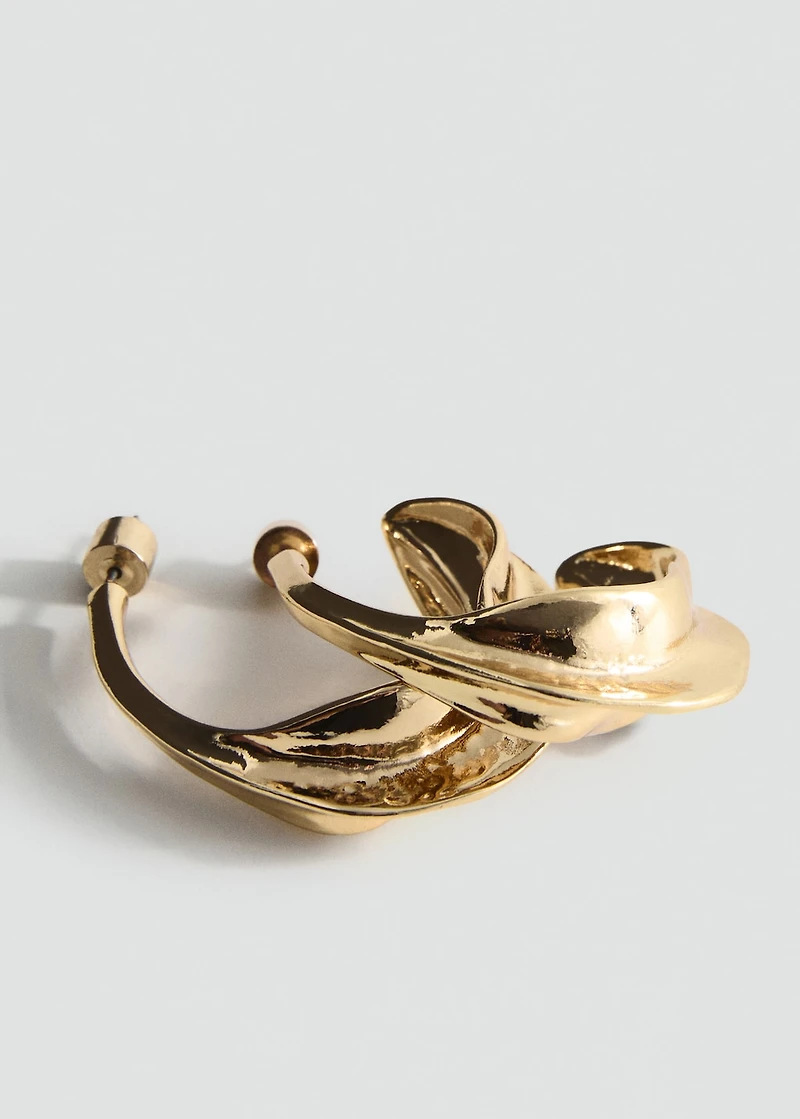 Embossed hoop earrings