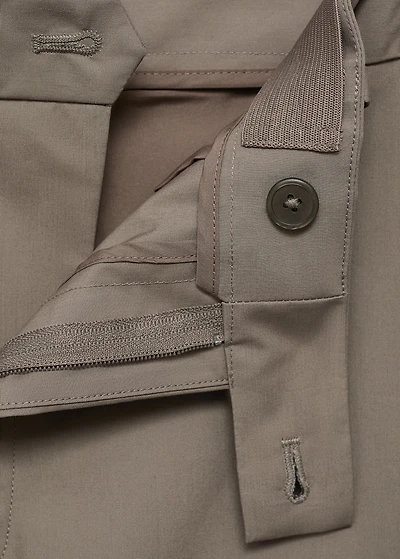 100% slim-fit cotton pants