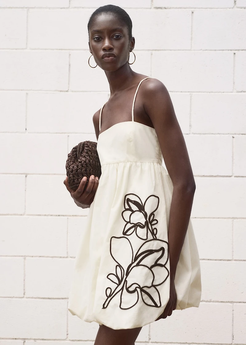 Balloon dress with embroidered flowers